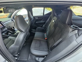 Volvo XC40, снимка 12