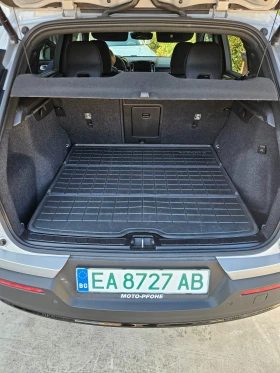 Volvo XC40, снимка 8
