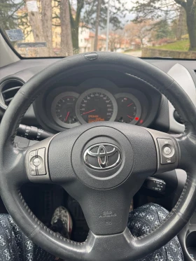 Toyota Rav4 - 7700 € / 15059.89 лв. - 18400202 6