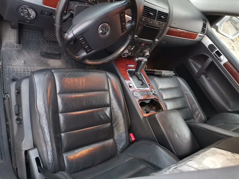 VW Touareg 2.5tdi R5, снимка 5 - Автомобили и джипове - 42847066