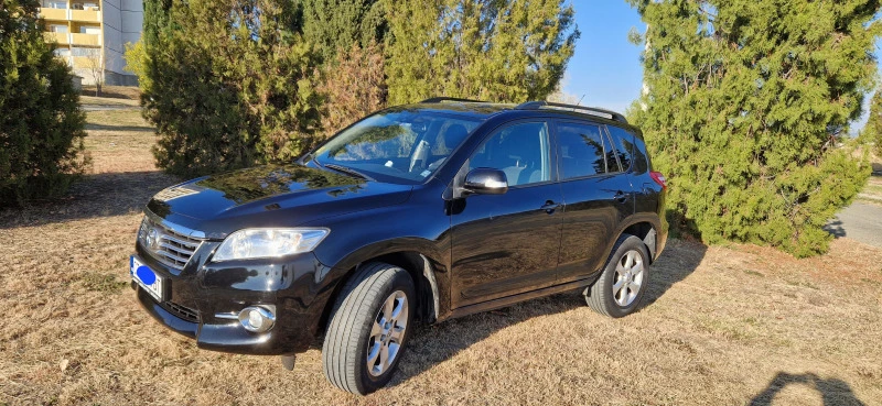 Toyota Rav4, снимка 1 - Автомобили и джипове - 49539529