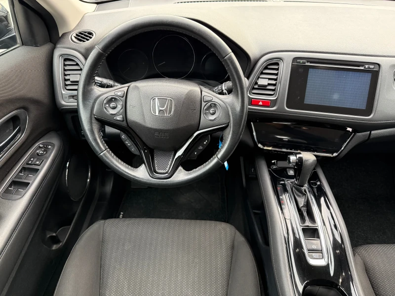 Honda Hr-v 1.5 i AUTOMAT, снимка 11 - Автомобили и джипове - 49169411