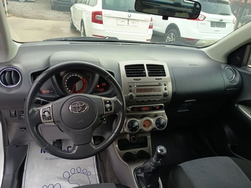 Toyota Urban Cruiser 1.4d4d, снимка 11 - Автомобили и джипове - 52886764