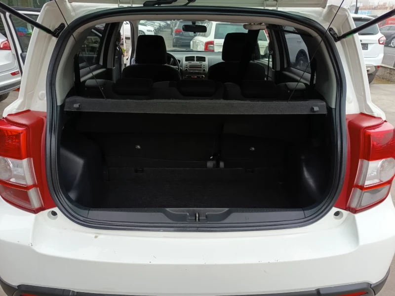 Toyota Urban Cruiser 1.4d4d, снимка 12 - Автомобили и джипове - 52886764