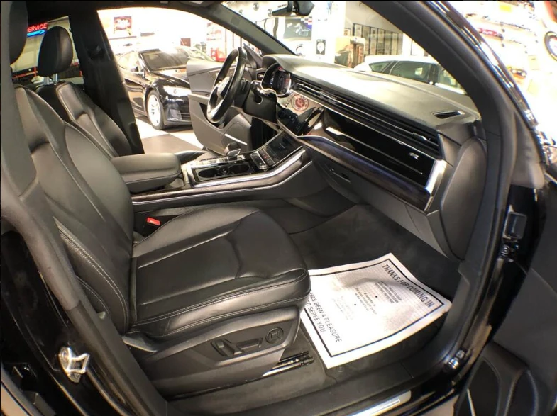 Audi Q8 PROGRESSIVE* DISTR* 21INCH* 360, снимка 12 - Автомобили и джипове - 53500500