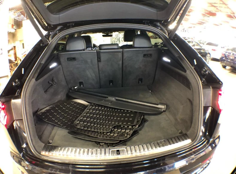 Audi Q8 PROGRESSIVE* DISTR* 21INCH* 360 - изображение 6