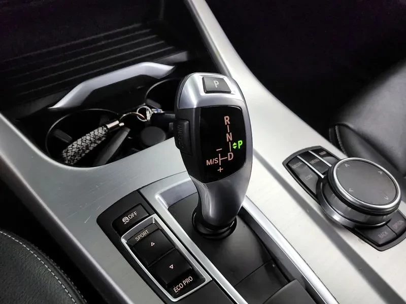 BMW X3 2.0d, снимка 9 - Автомобили и джипове - 55347751