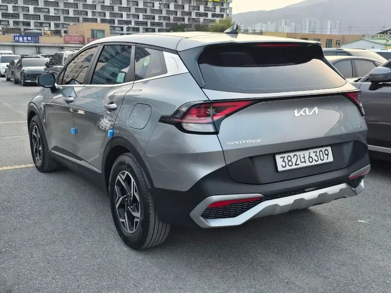 Kia Sportage Diesel 2.0 4Wd Trendy, снимка 5 - Автомобили и джипове - 56126597