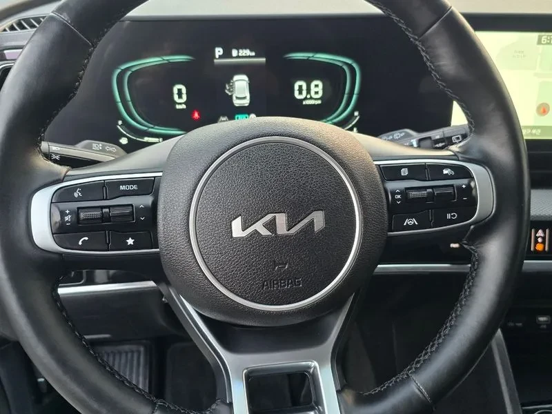 Kia Sportage Diesel 2.0 4Wd Trendy, снимка 10 - Автомобили и джипове - 56126597