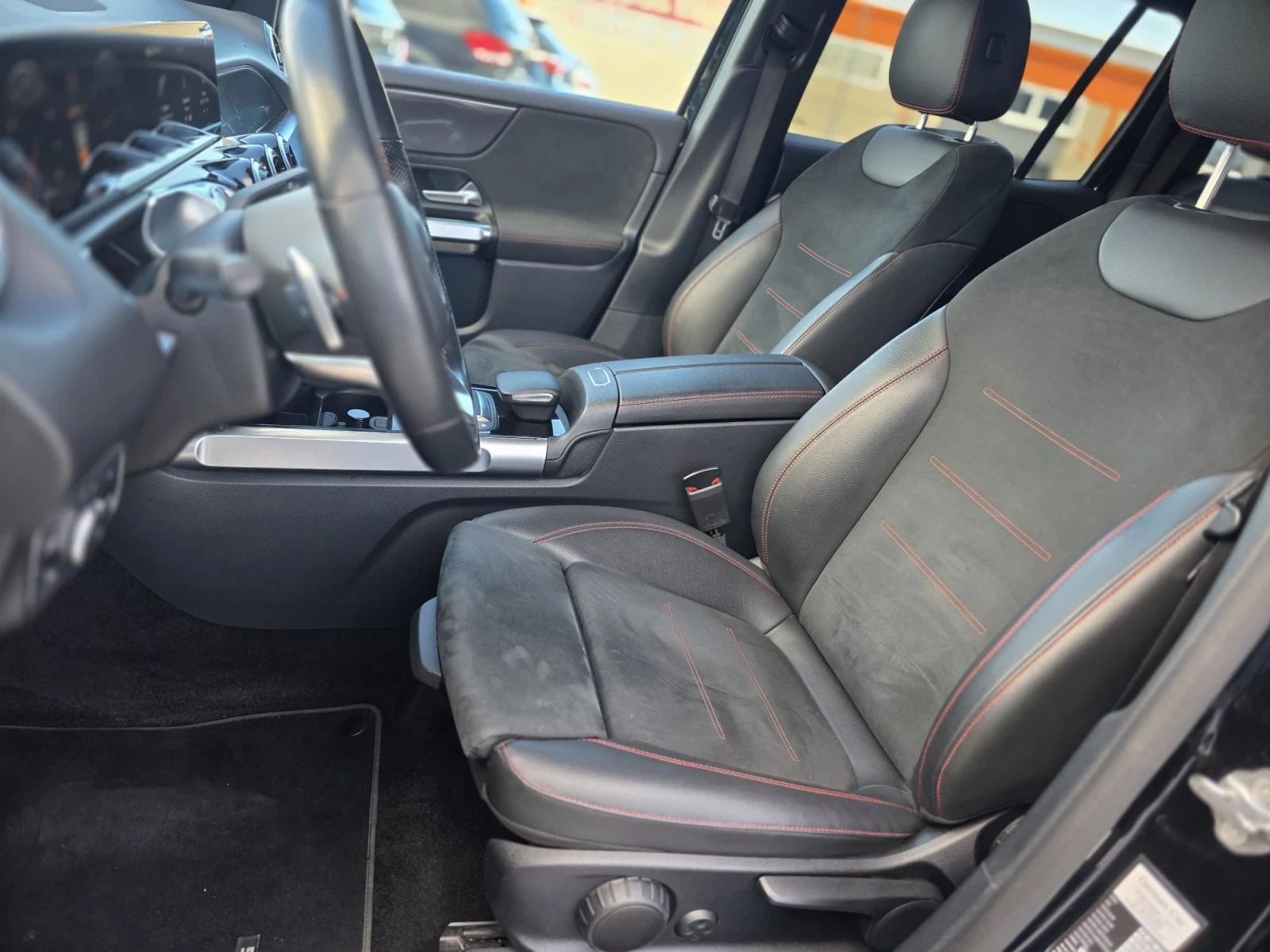 Mercedes-Benz GLB * AMG* HEAD-UP* 4-MATIC*  | Mobile.bg � ����������� 11