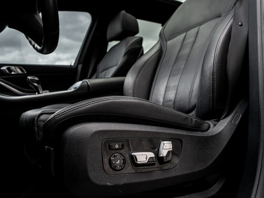 BMW X5 40i, снимка 6 - Автомобили и джипове - 54182765