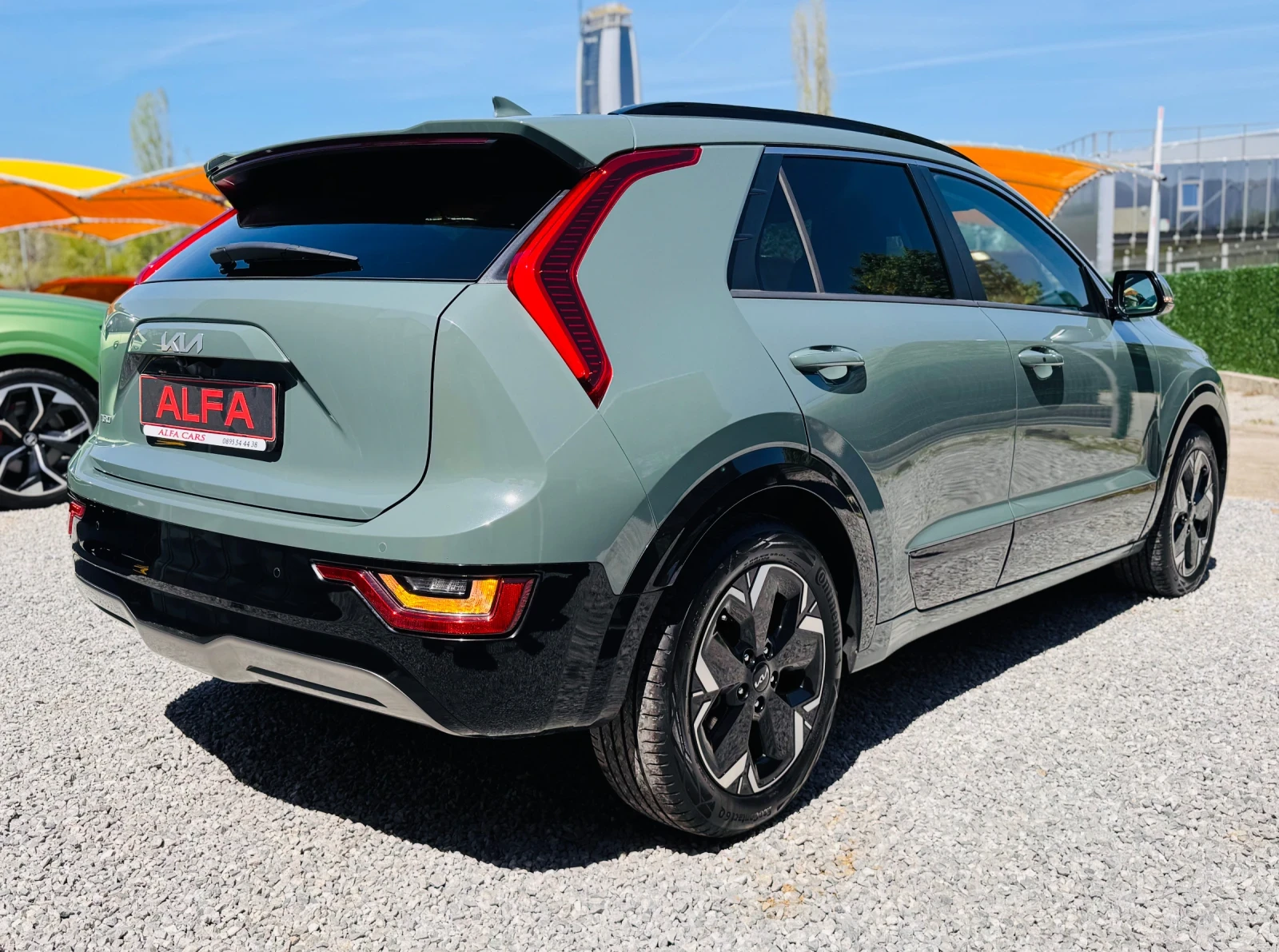 Kia Niro КАПАРИРАНА///, снимка 6 - Автомобили и джипове - 54333085