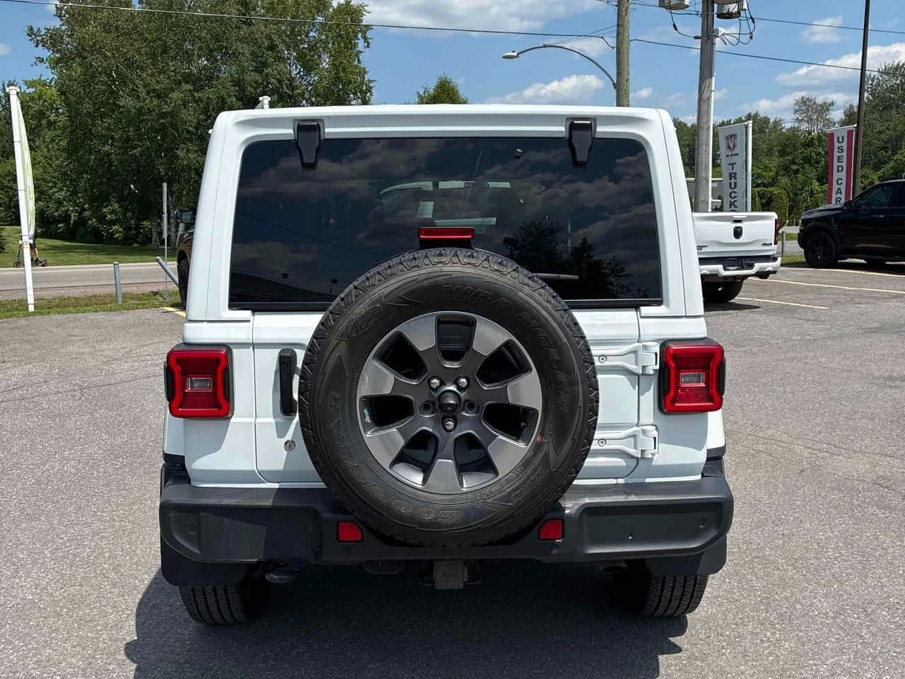 Jeep Wrangler * Sahara * CARFAX * ЦЕНА ДО БГ, снимка 5 - Автомобили и джипове - 55263100