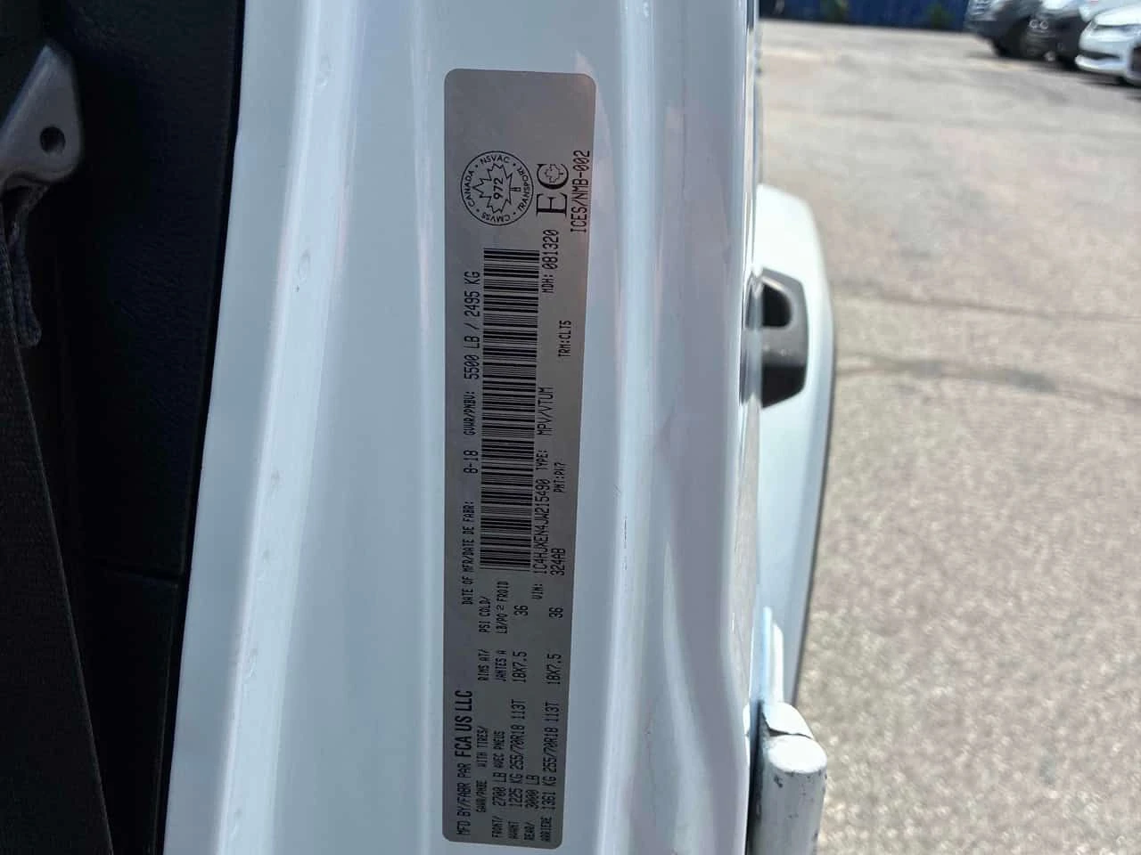 Jeep Wrangler * Sahara * CARFAX * ЦЕНА ДО БГ, снимка 12 - Автомобили и джипове - 55263100