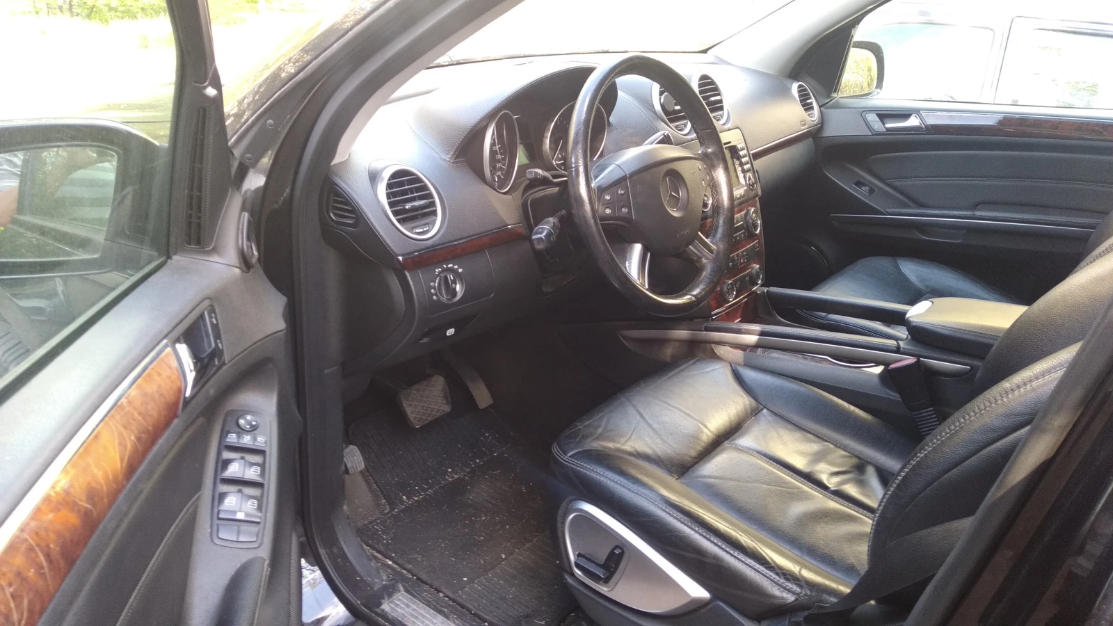 Mercedes-Benz GL 320, снимка 8 - Автомобили и джипове - 55391382
