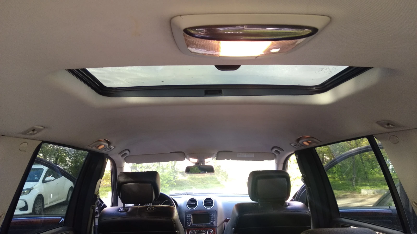 Mercedes-Benz GL 320, снимка 11 - Автомобили и джипове - 55391382