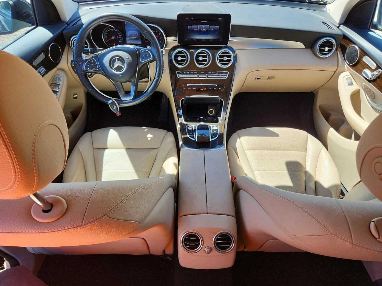 Mercedes-Benz GLC 300 2.0l, снимка 8 - Автомобили и джипове - 55773194