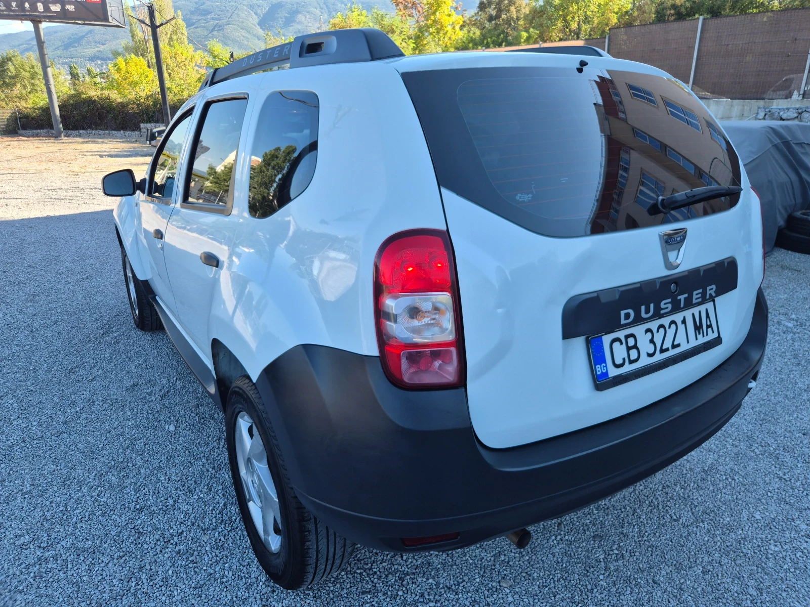 Dacia Duster 4x4 , снимка 7 - Автомобили и джипове - 56120663