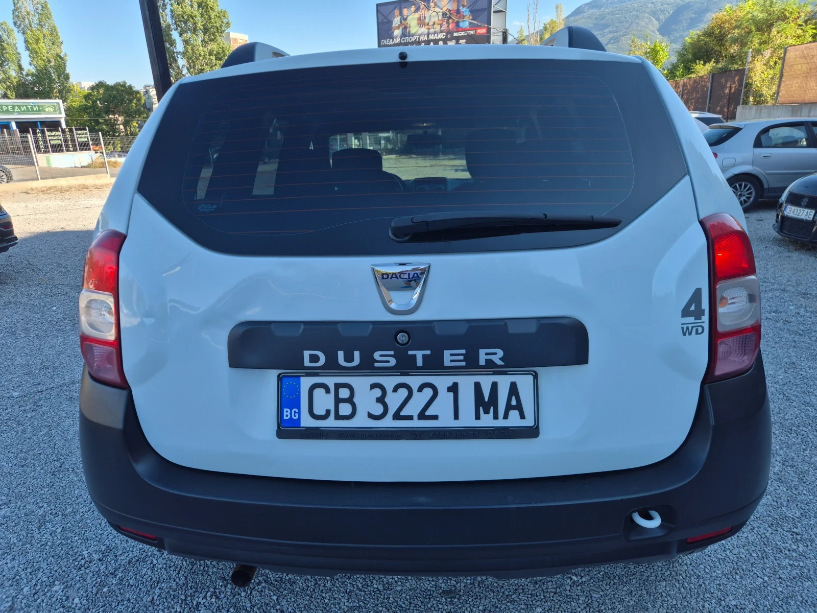 Dacia Duster 4x4 , снимка 6 - Автомобили и джипове - 56120663