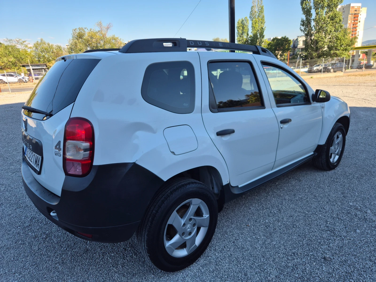 Dacia Duster 4x4 , снимка 5 - Автомобили и джипове - 56120663