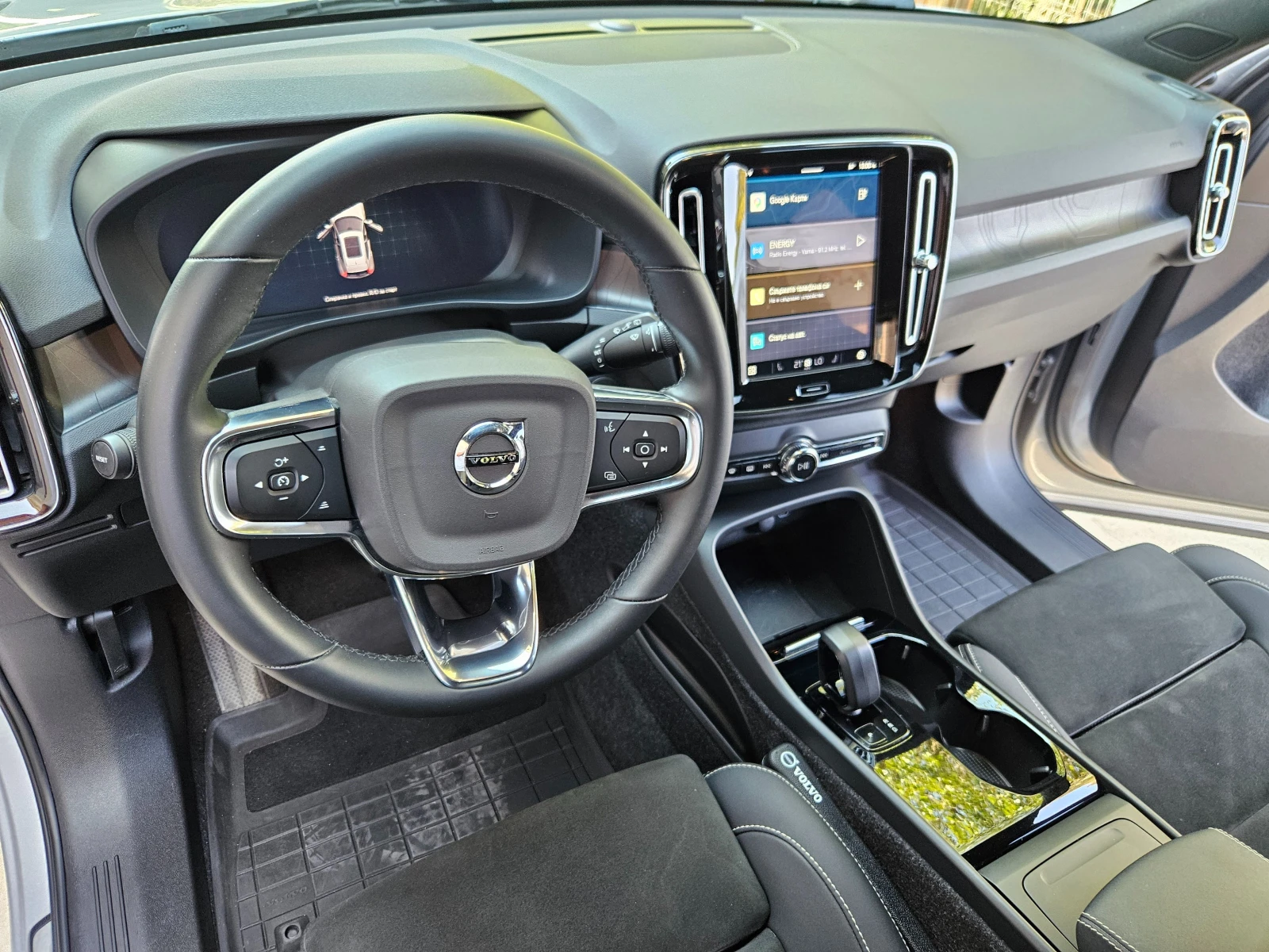 Volvo XC40, снимка 10 - Автомобили и джипове - 56242712