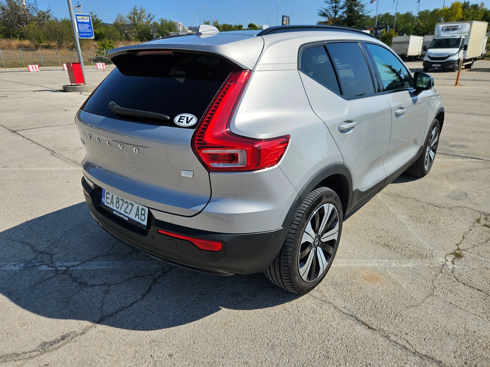 Volvo XC40, снимка 5 - Автомобили и джипове - 56242712