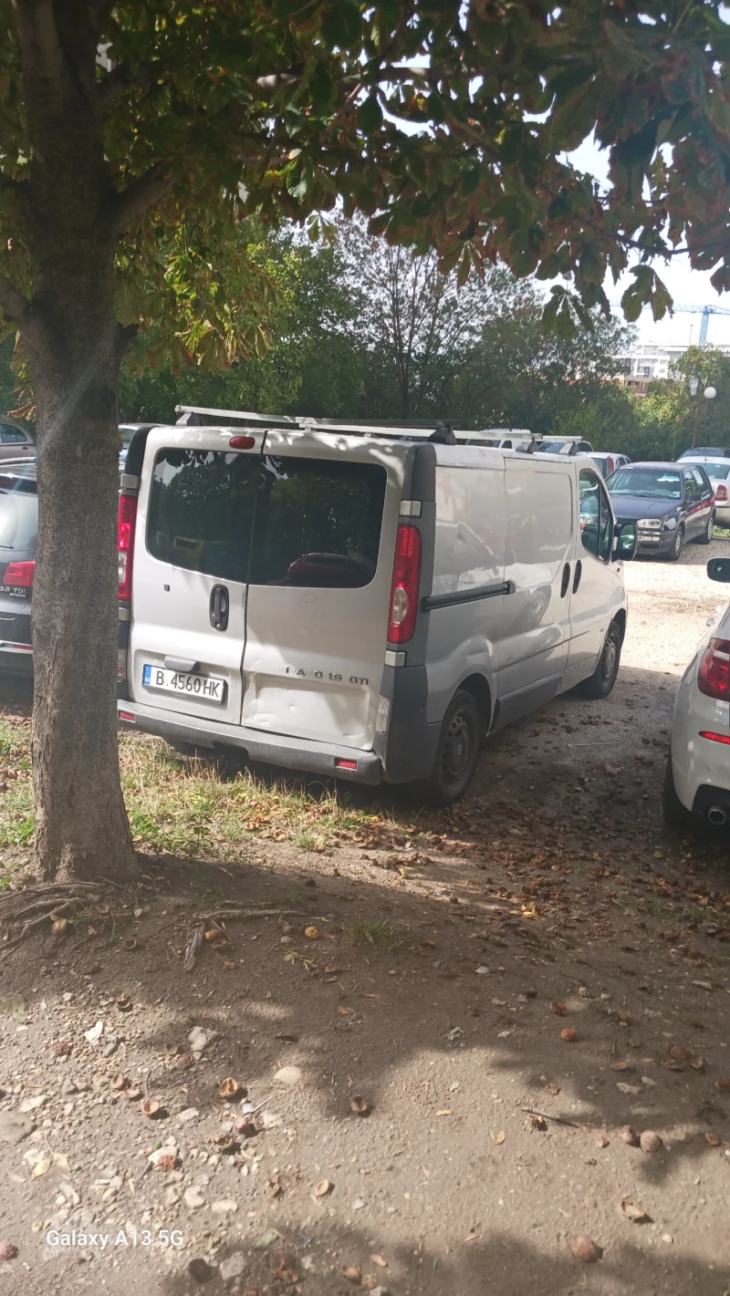 Opel Vivaro, снимка 9 - Бусове и автобуси - 47524861