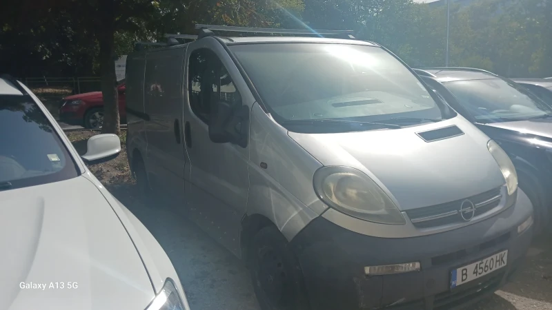 Opel Vivaro, снимка 3 - Бусове и автобуси - 47524861