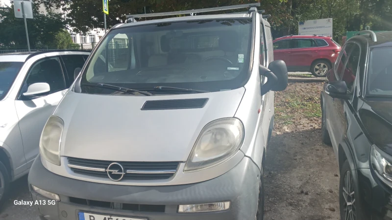 Opel Vivaro, снимка 1 - Бусове и автобуси - 47524861