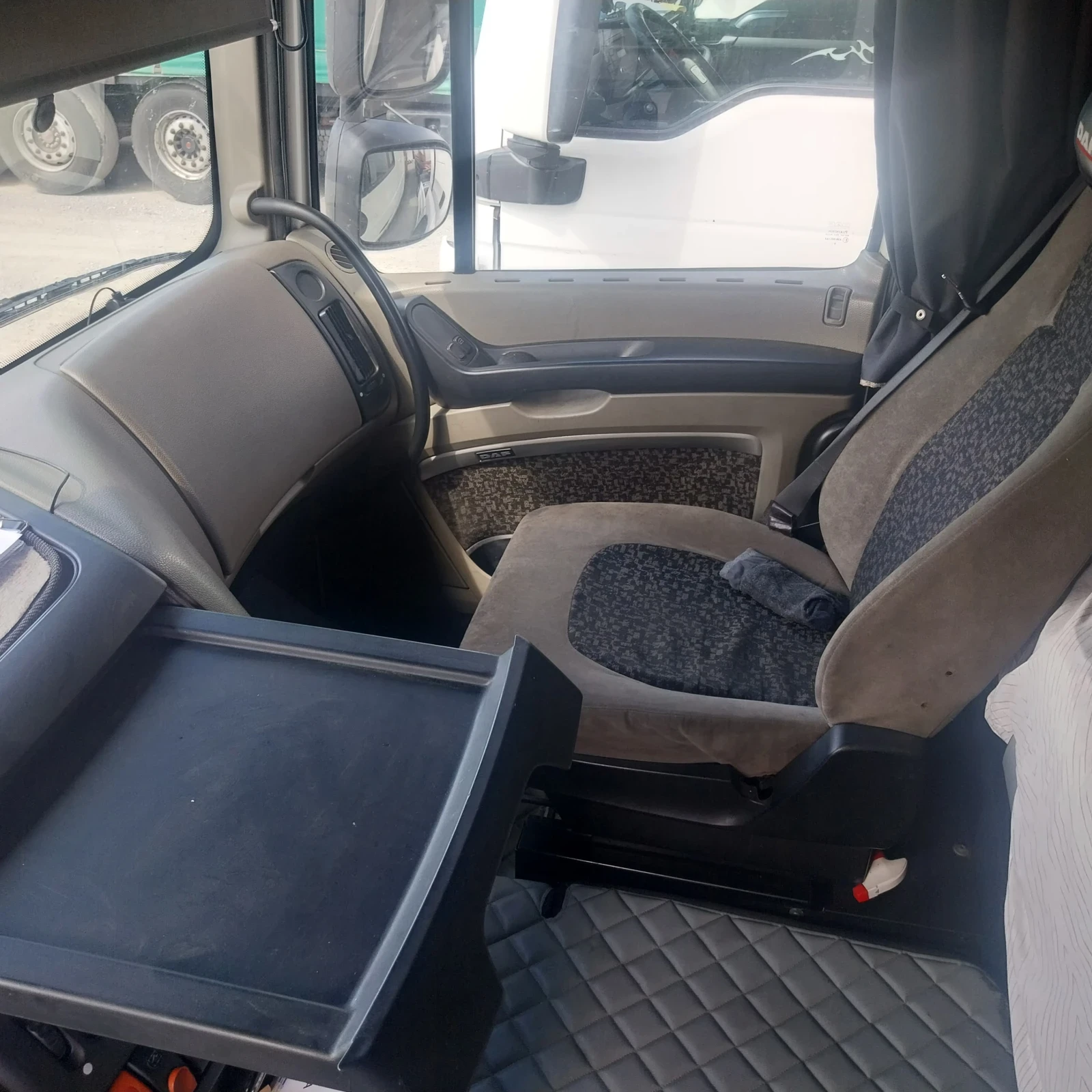 Daf XF 105 Влекач  - изображение 6