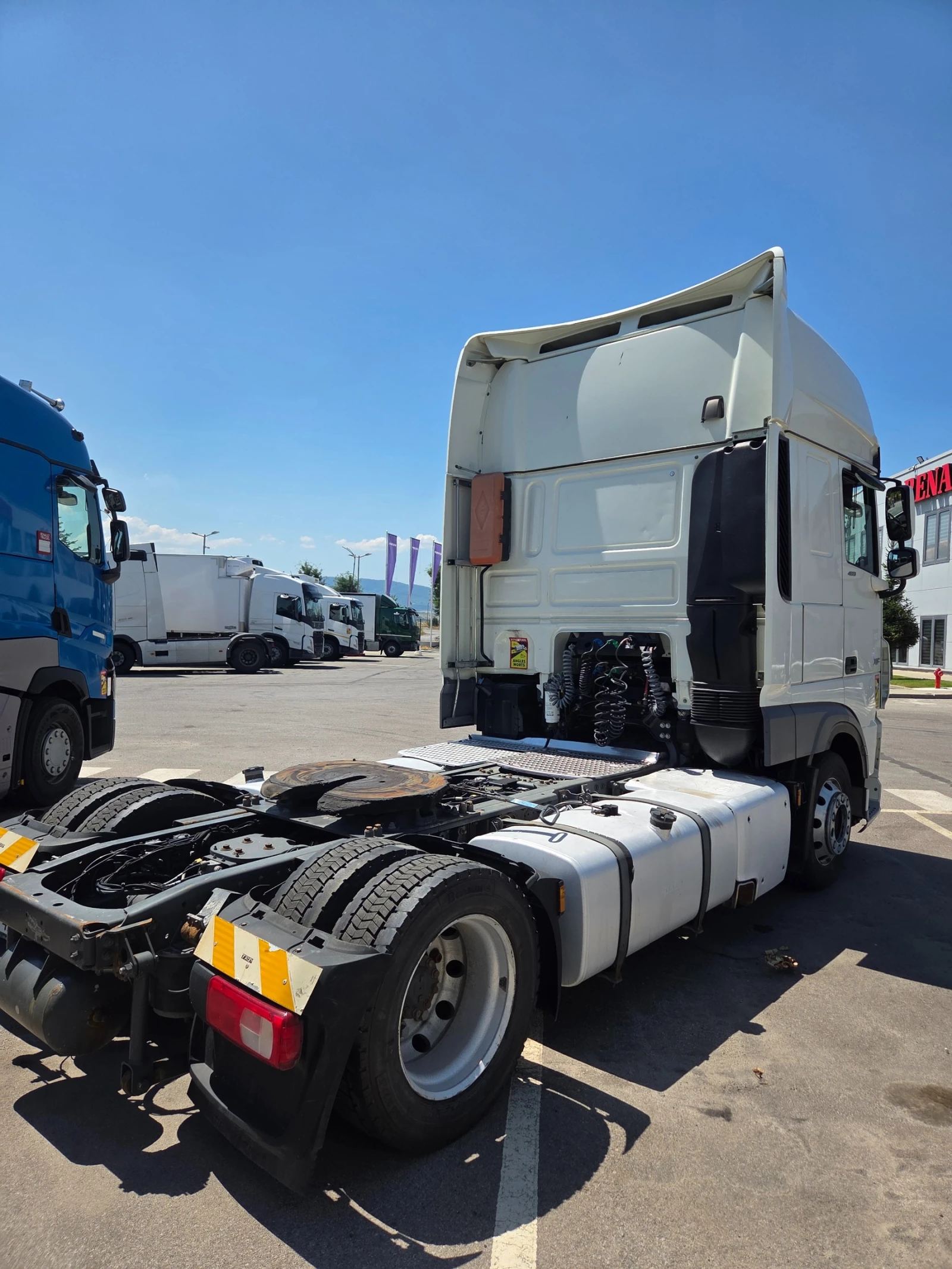 Daf XF МЕГА , снимка 3 - Камиони - 55541562