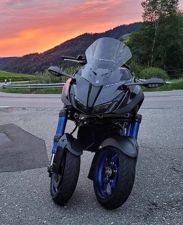 Yamaha Mt-09 Niken