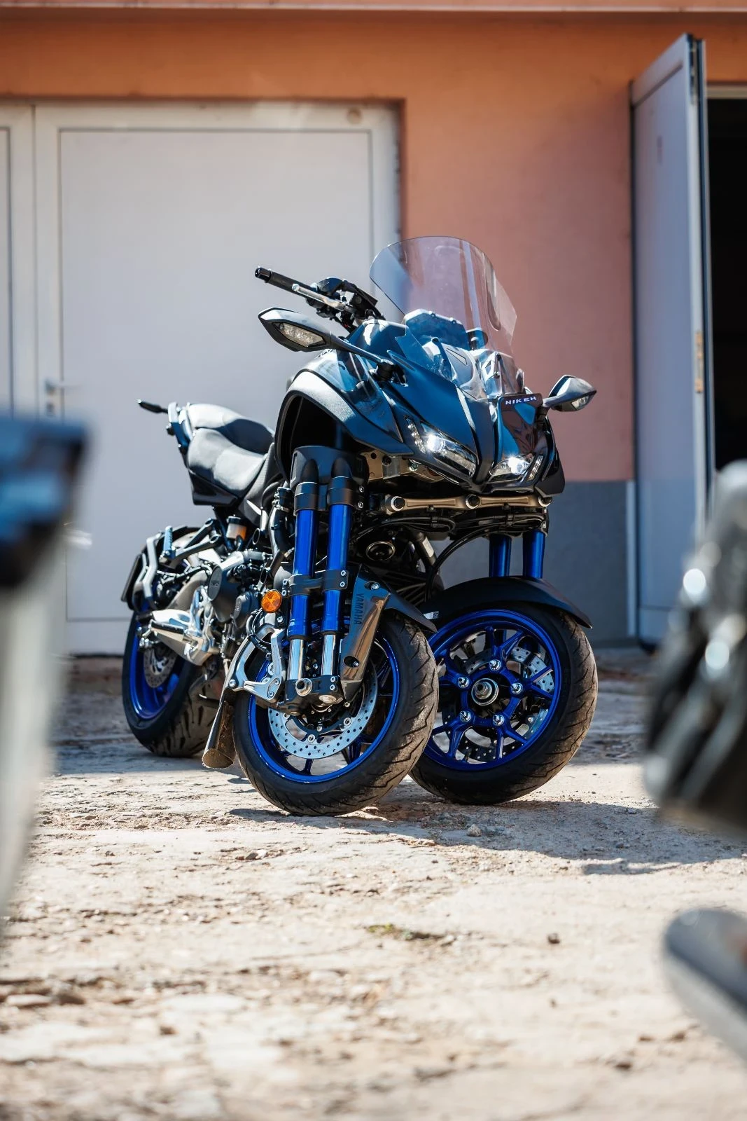 Yamaha Mt-09 Niken, снимка 17 - Мотоциклети и мототехника - 55381185