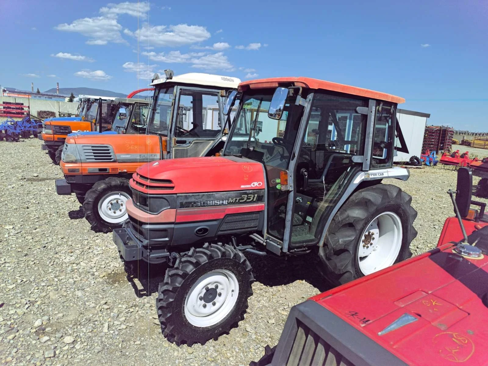 Трактор Yanmar, снимка 13 - Селскостопанска техника - 55264576