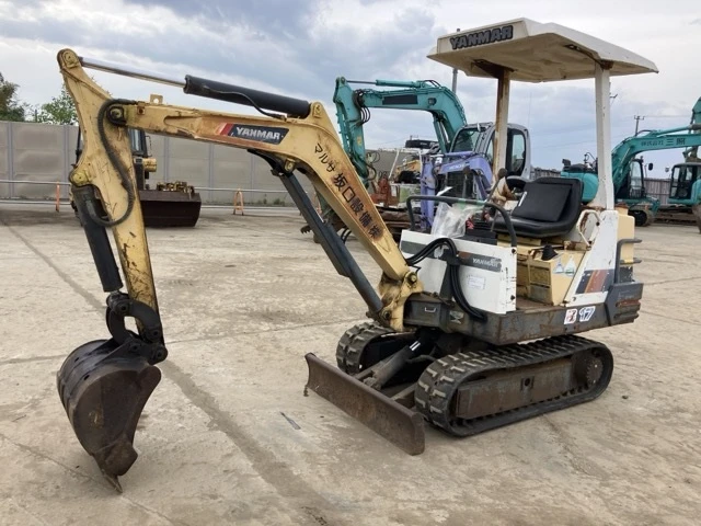 Багер Yanmar B17 - ОЧАКВАН 15.09.2026!!!