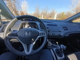 Honda Civic 1.8v-tec, снимка 13