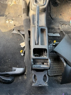 VW Golf 1.9 90 ALH цял за части - 600 € / 1173.50 лв. - 19733101 9