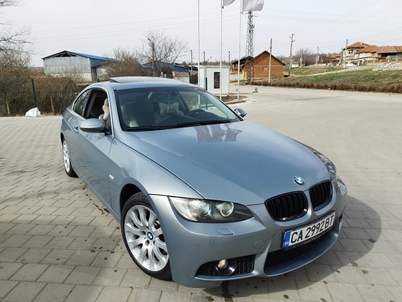 BMW 330, снимка 12 - Автомобили и джипове - 47499937