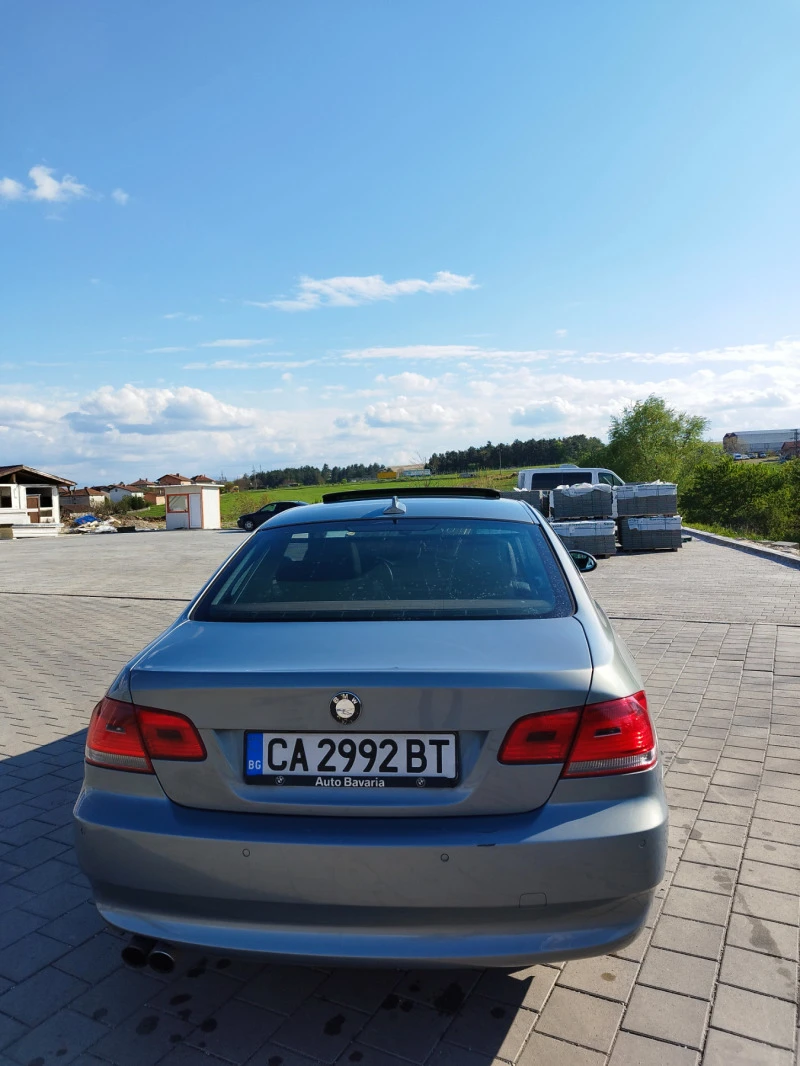 BMW 330, снимка 6 - Автомобили и джипове - 47499937