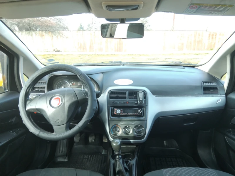 Fiat Punto 1.4, снимка 5 - Автомобили и джипове - 48926922