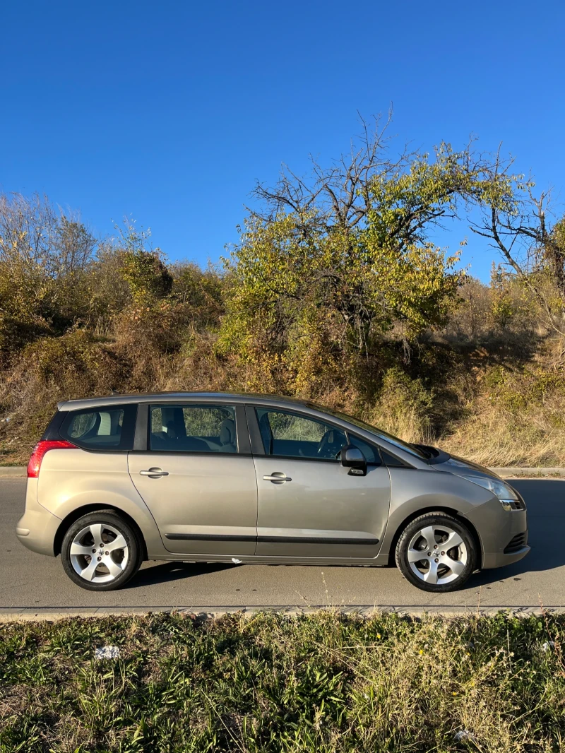Peugeot 5008 1.6 Hdi , Android, снимка 5 - Автомобили и джипове - 50699007