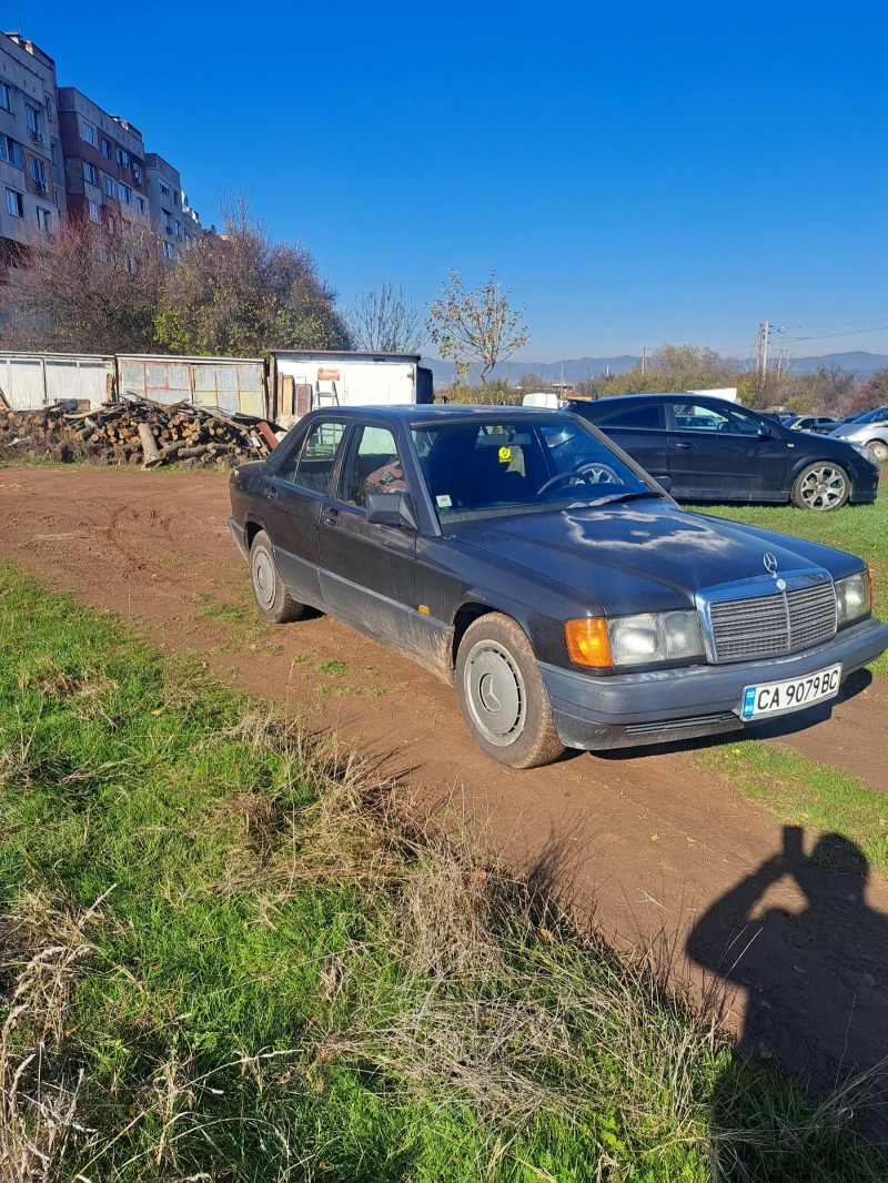 Mercedes-Benz 190 2.0 , снимка 10 - Автомобили и джипове - 52904314