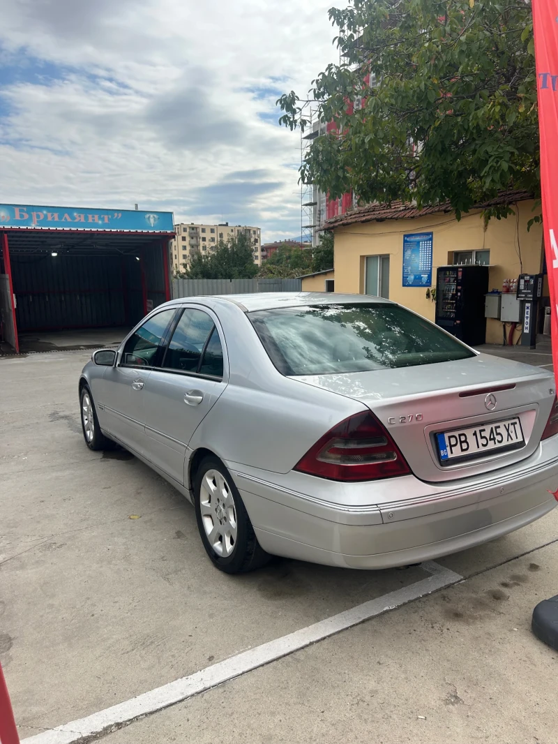 Mercedes-Benz C 270, снимка 4 - Автомобили и джипове - 52324582