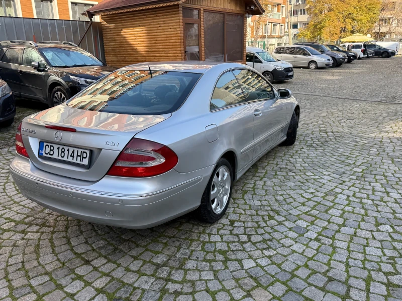 Mercedes-Benz CLK 2.7 CDi Обслужен  6 СК много запазен като нова , снимка 13 - Автомобили и джипове - 52498623