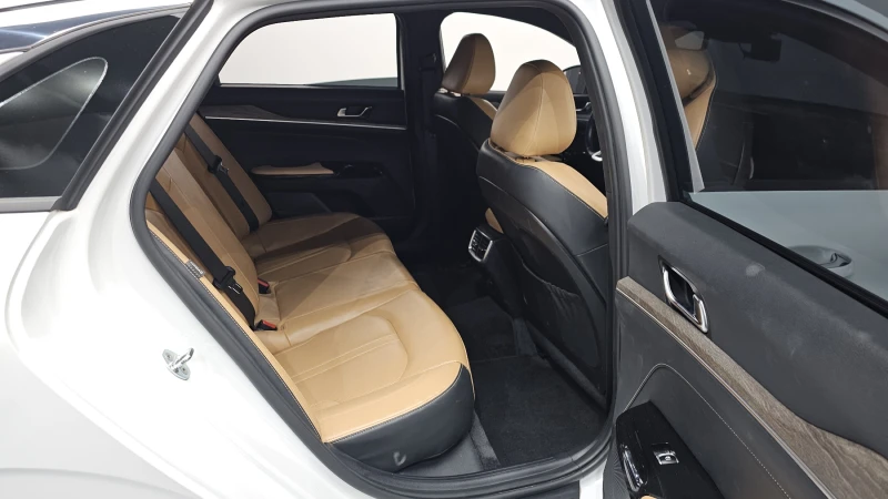 Kia K5 2.0 NOBLESSE, снимка 11 - Автомобили и джипове - 52559277