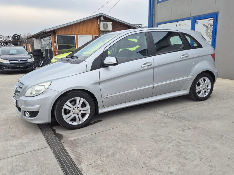 Mercedes-Benz B 180, снимка 7 - Автомобили и джипове - 52644495