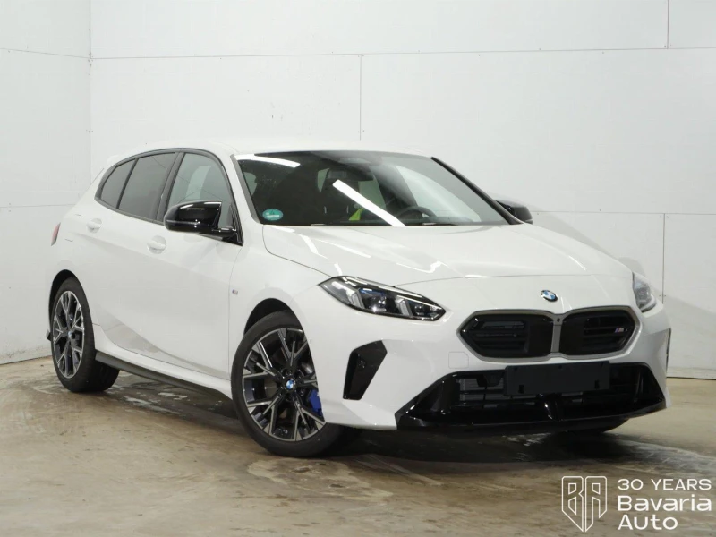BMW 135 M135i xDrive Steptronic, снимка 4 - Автомобили и джипове - 52727850