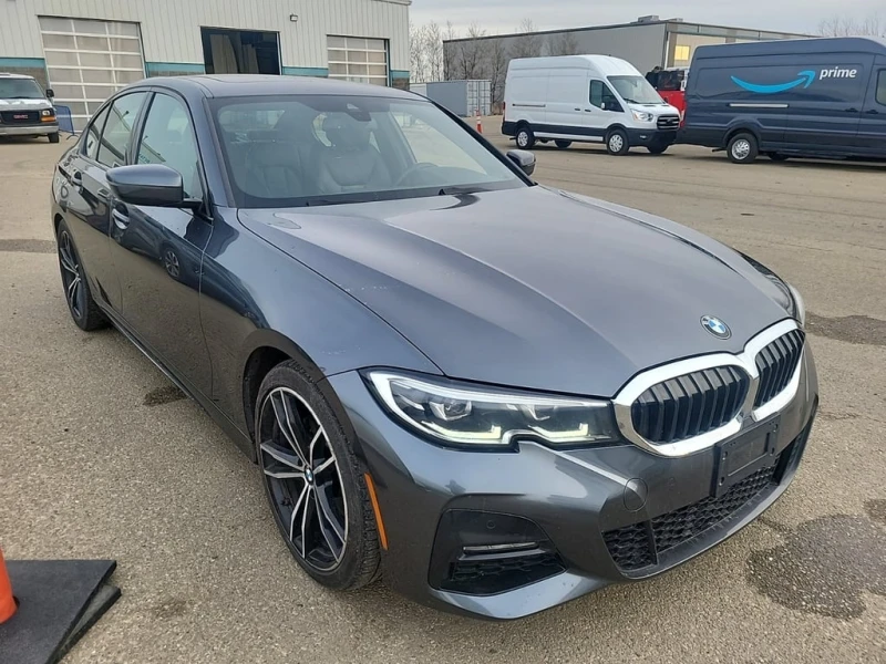 BMW 330 * 330I XDRIVE * CARFAX * БЕЗ ПЪРВОНАЧАЛНА ВНОСКА, снимка 2 - Автомобили и джипове - 52875340