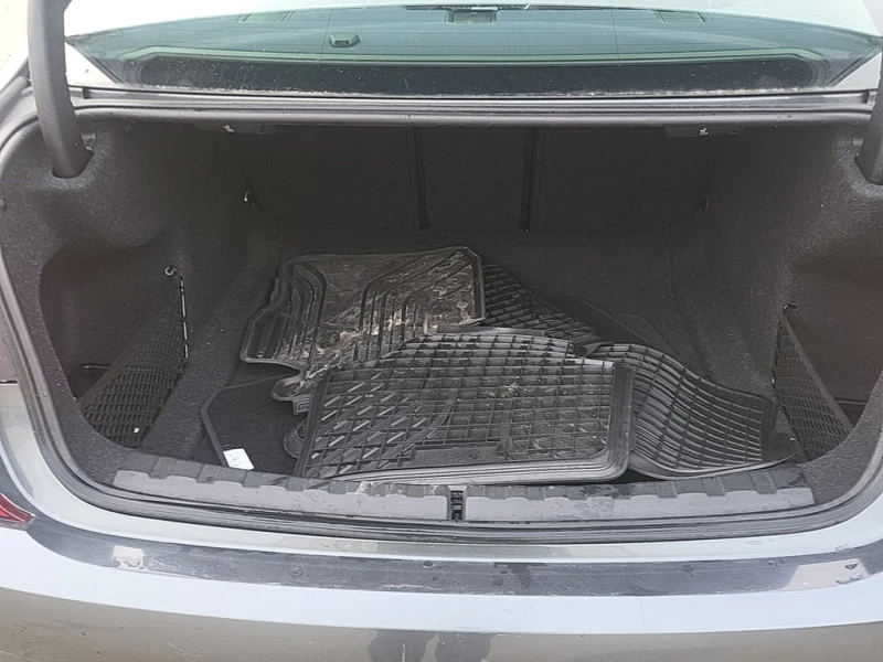 BMW 330 * 330I XDRIVE * CARFAX * БЕЗ ПЪРВОНАЧАЛНА ВНОСКА, снимка 16 - Автомобили и джипове - 52875340