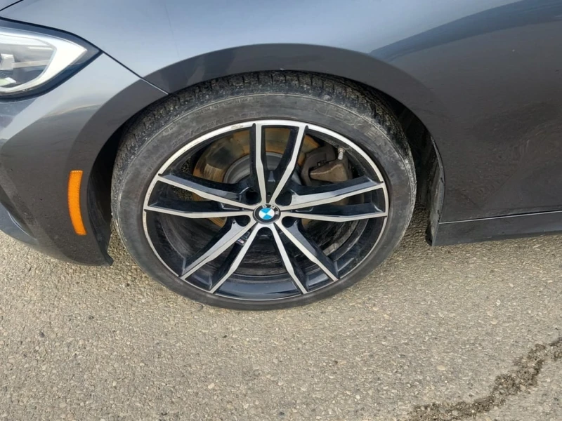 BMW 330 * 330I XDRIVE * CARFAX * БЕЗ ПЪРВОНАЧАЛНА ВНОСКА, снимка 17 - Автомобили и джипове - 52875340